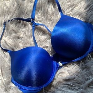 Victoria’s Secret Bombshell Plunge Bra